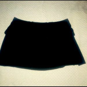 Black fold over cotton yoga mini skirt